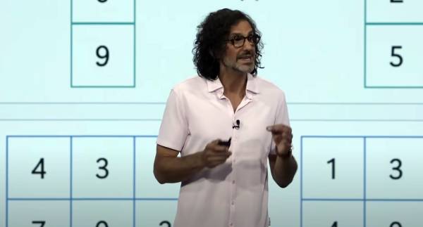 Photo of Stevie Bathiche