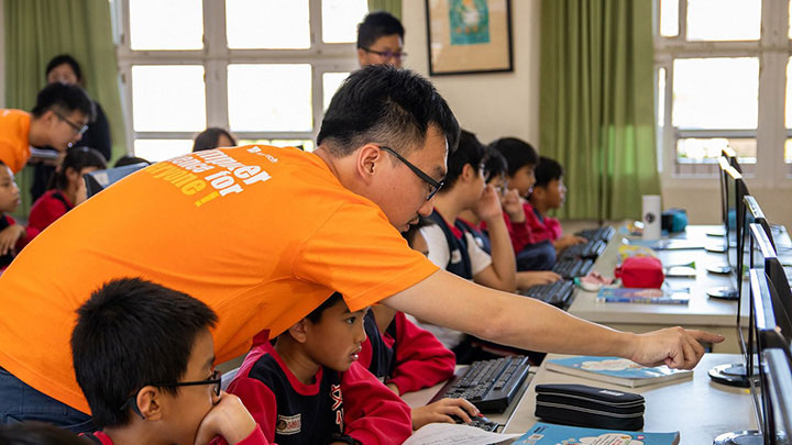 微軟引領全球電腦科學教育週起跑！ Minecraft 一小時玩程式激發學生無限數位潛力