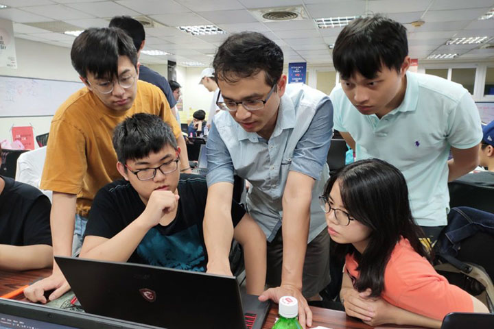 台灣微軟攜手 Build School 推動公益團體數位轉型進行式